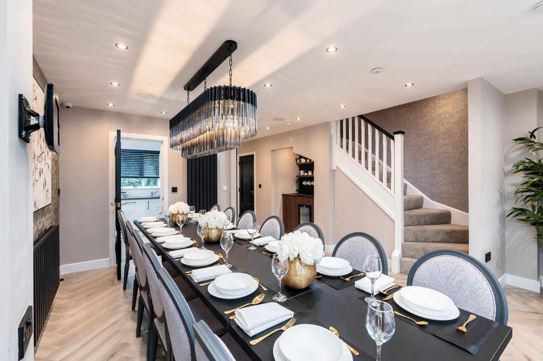 Riverside Villas Манчестър Екстериор снимка