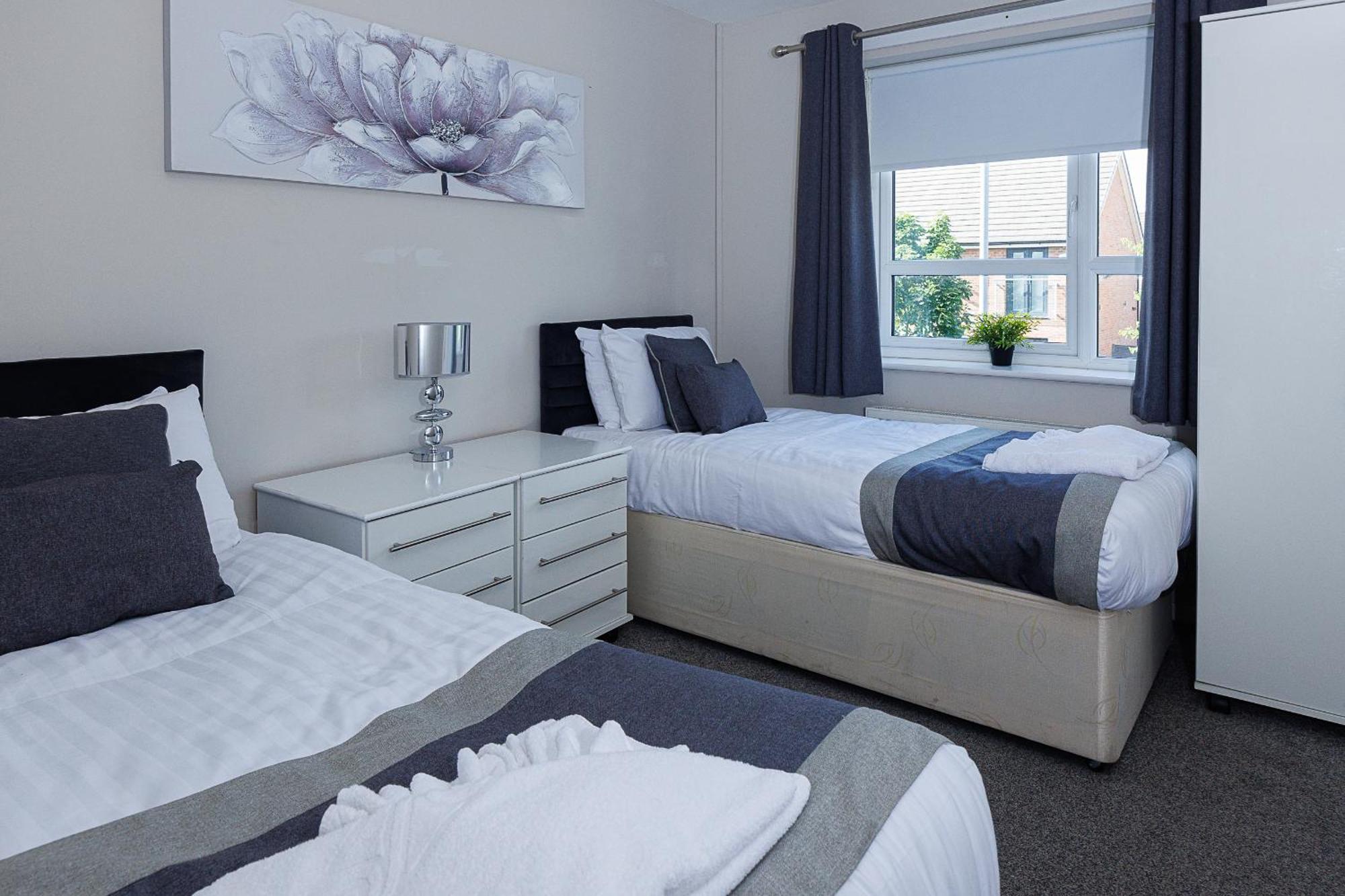 Riverside Villas Манчестър Екстериор снимка